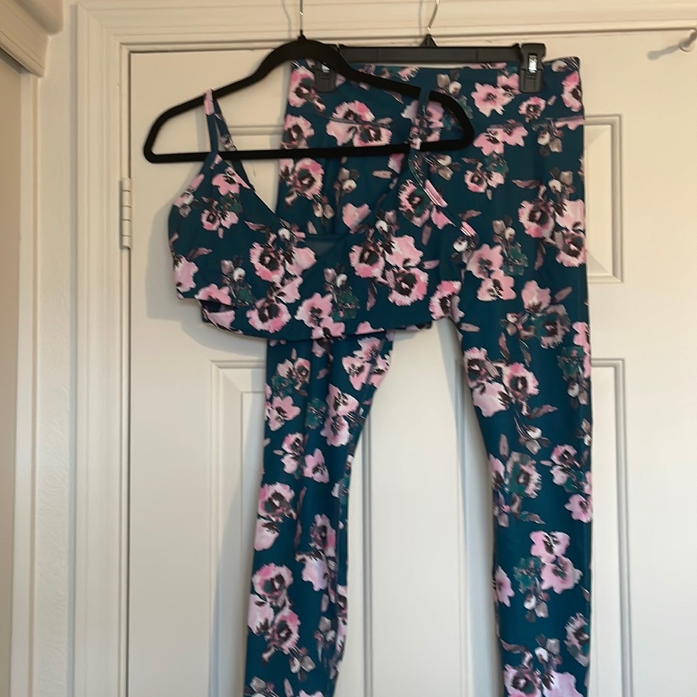 Green Floral Workout Set